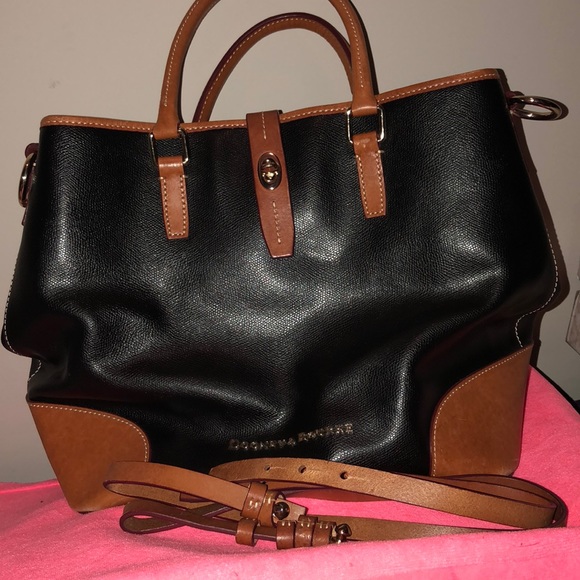 Dooney & Bourke Handbags - 🎉Dooney & Bourke Shelby Shopper